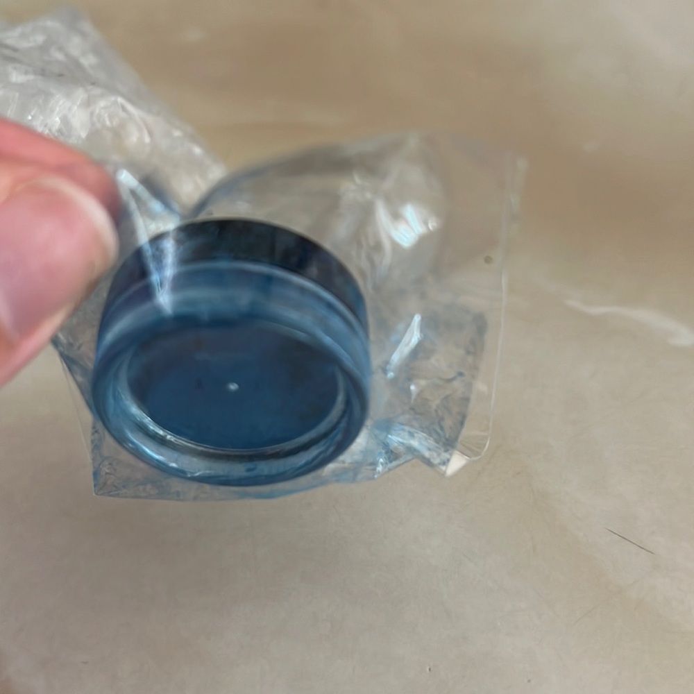 New mini Blue Resin Pigment Jar